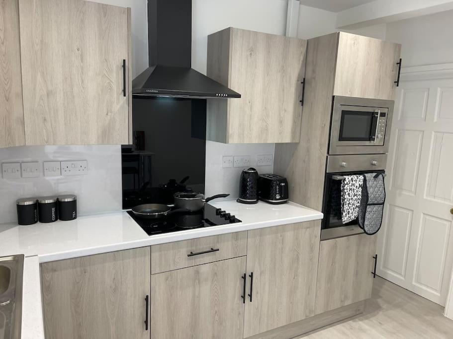 Ed Executive Ipswich Accommodation ภายนอก รูปภาพ